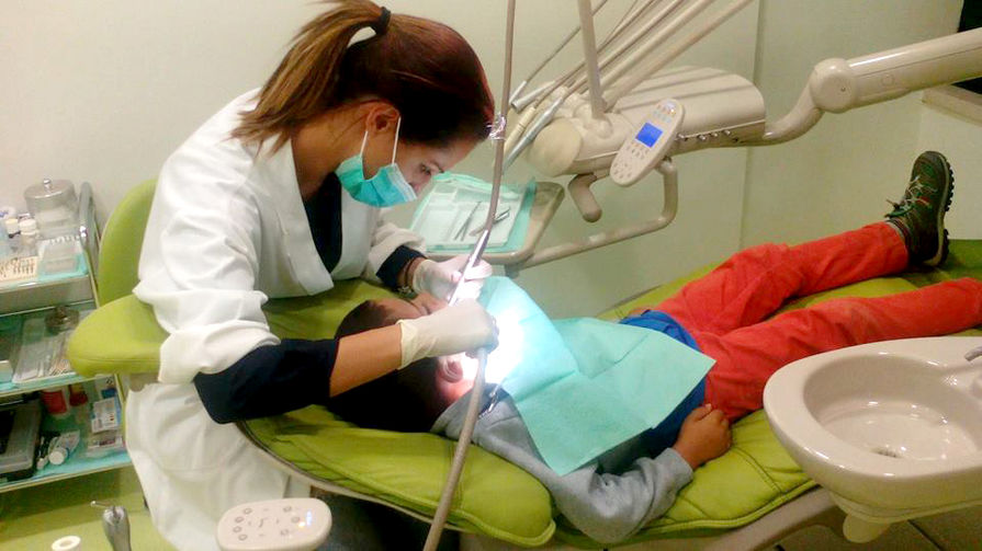 Dra. Andreia Coelho, m&eacute;dica dentista e directora cl&iacute;nica